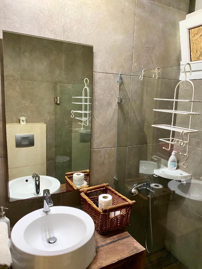 דירות Thebes Melolia Estate מראה חיצוני תמונה